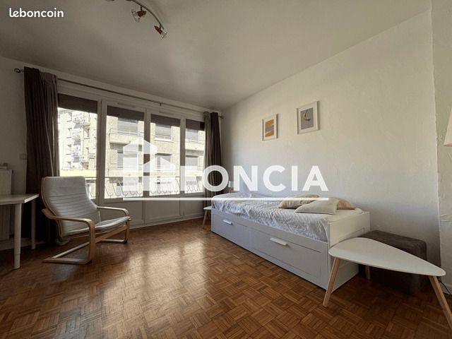 Appartement 1 pièce 27 m² · à Grenoble · 27 m² · 530 €