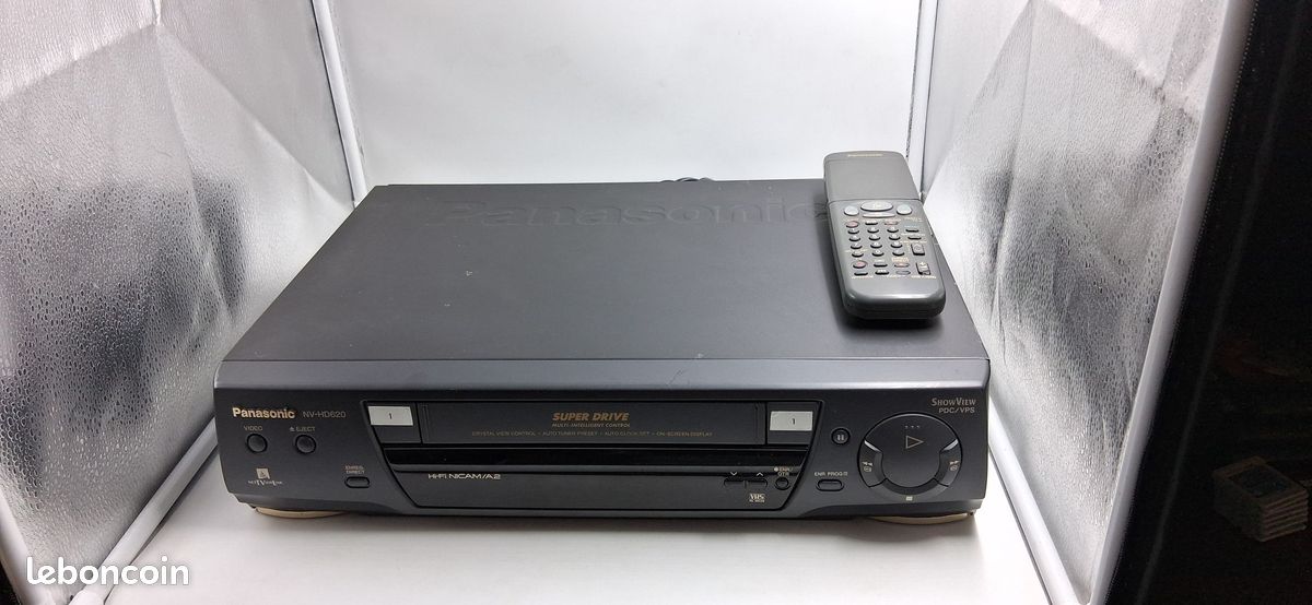 Magnétoscope Panasonic NV-HD660 Avec Télécommande - HS à Réparer / Pièces