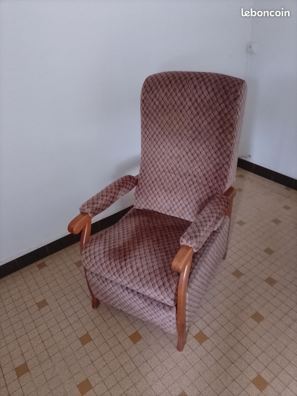 Fauteuil relax (image 1)
