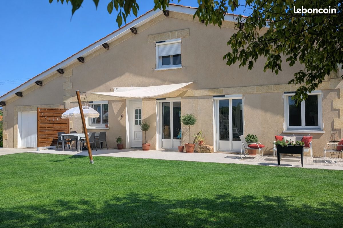 Maison 7 pièces 200 m² · à Pugnac · 200 m² · 320 000 €