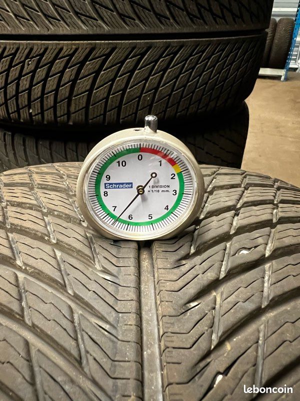 Pneus Michelin hiver 315/30 R 21 et 275/35R21 (image 3)