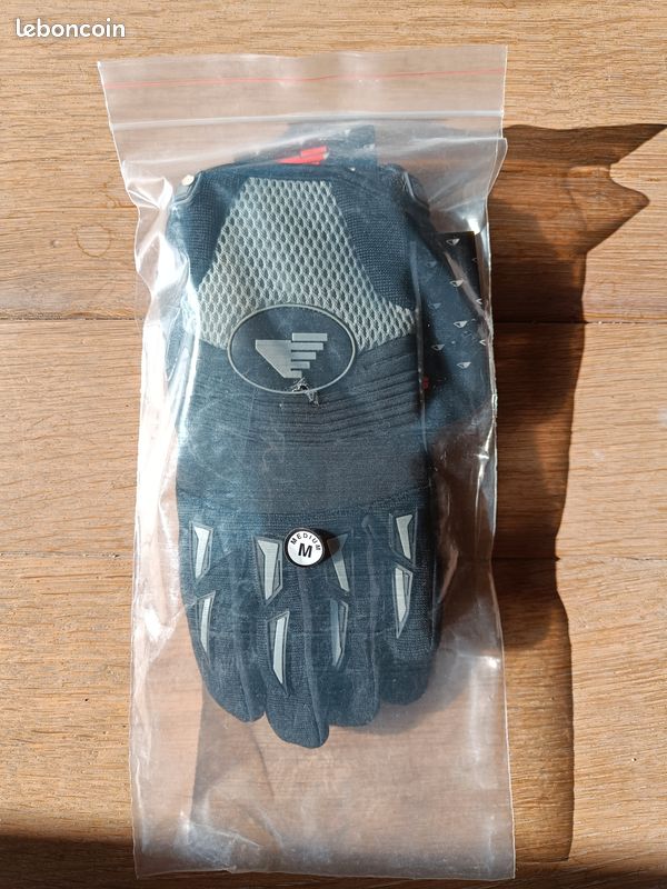 Gants vélo taille S/M (image 1)