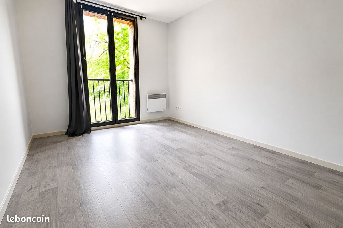 Studio 1 pièce 18 m² (image 2)