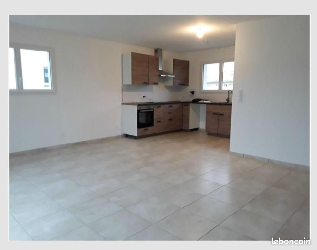 Maison 3 pièces 75 m² · à Saint-Paul-en-Born · 75 m² · 820 €