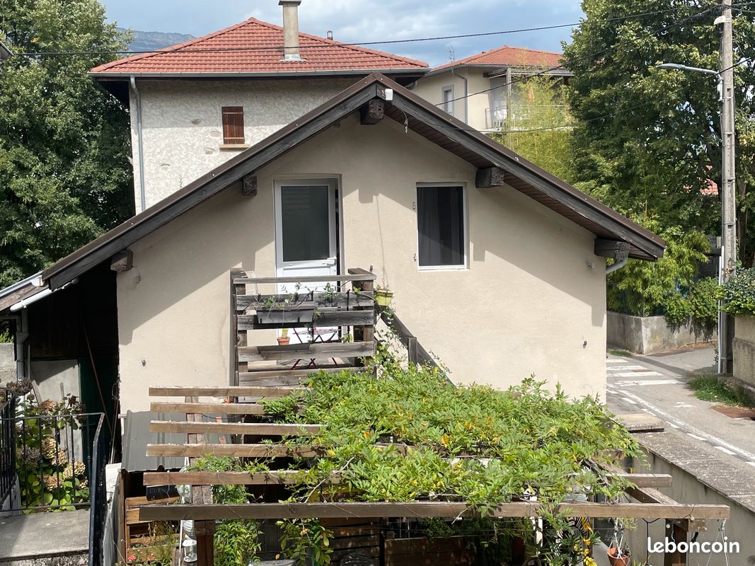 Appartement 1 pièce 24 m² · à Gières · 24 m² · 380 €/mois
