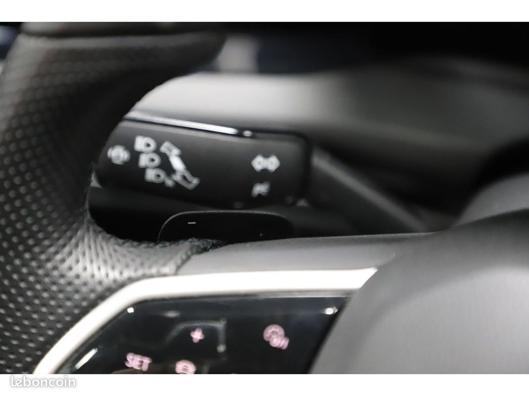 VOLKSWAGEN GOLF VIII GTE 1.4 eHybrid 245 - DSG 6 (image 33)