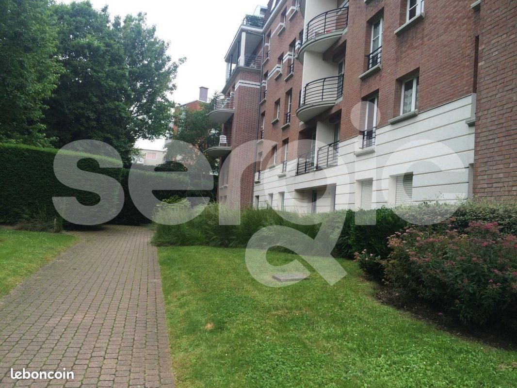 Appartement 2 pièces 33 m² · à Lille · 33 m² · 598 €