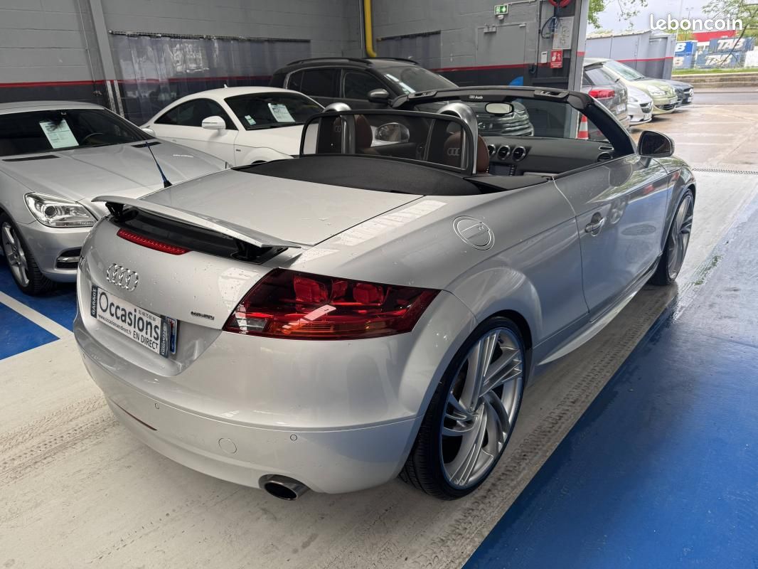Audi TT II 3.2 V6 250ch quattro S tronic 6 (image 4)