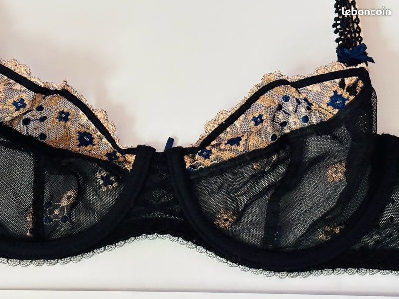 Soutien-gorge Aubade Balconnet 85B - Bas Offert - Couleur Bordeaux - Occasion Parfait État