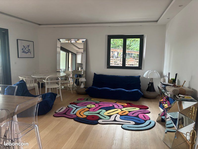 Appartement 3 pièces 73 m² · à Divonne-les-Bains · 73 m² · 2 480 €/mois