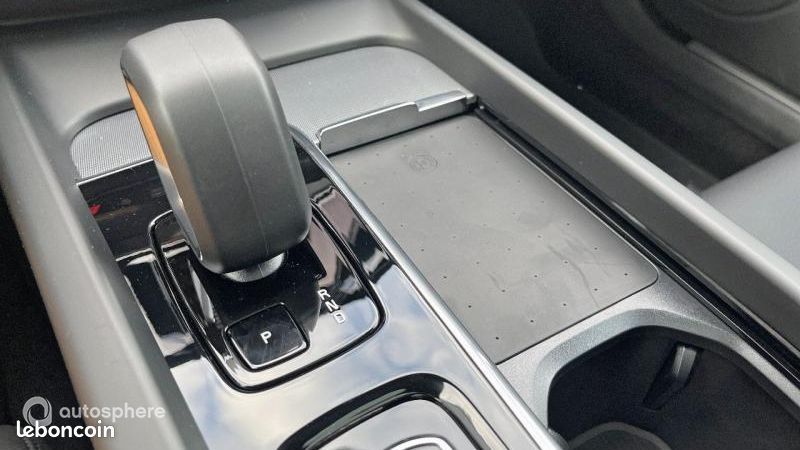 Volvo V60 B4 197ch Ultra Style Dark DCT 7 (image 23)