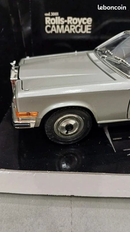 Pièce Miniature Dossier De Siège Rolls-Royce Camargue Burago 1/22 #B58 - Occasion