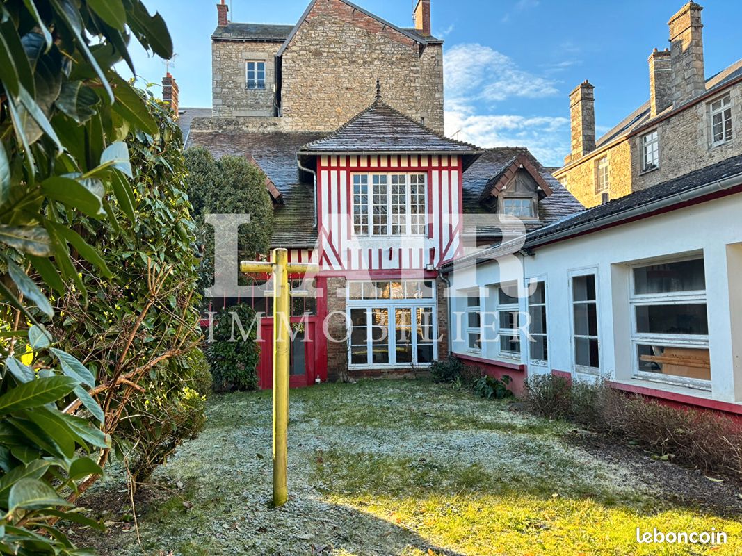 Local commercial 14 pièces 405 m² · à Alençon · 405 m² · 535 000 €