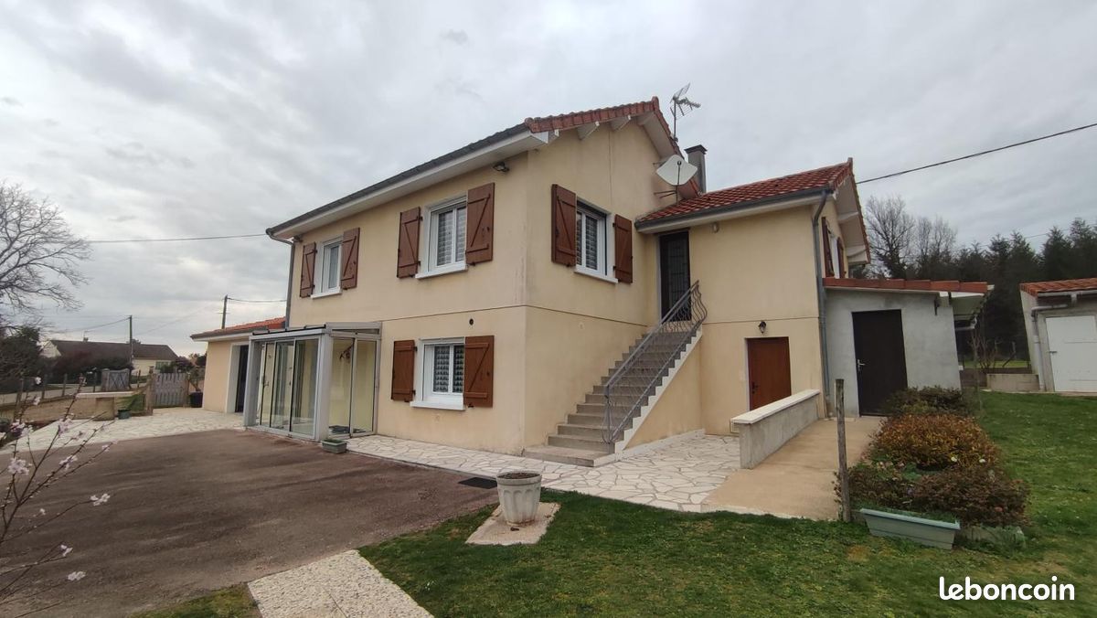 Maison 3 pièces 134 m² · à Abjat-sur-Bandiat · 134 m² · 169 500 €
