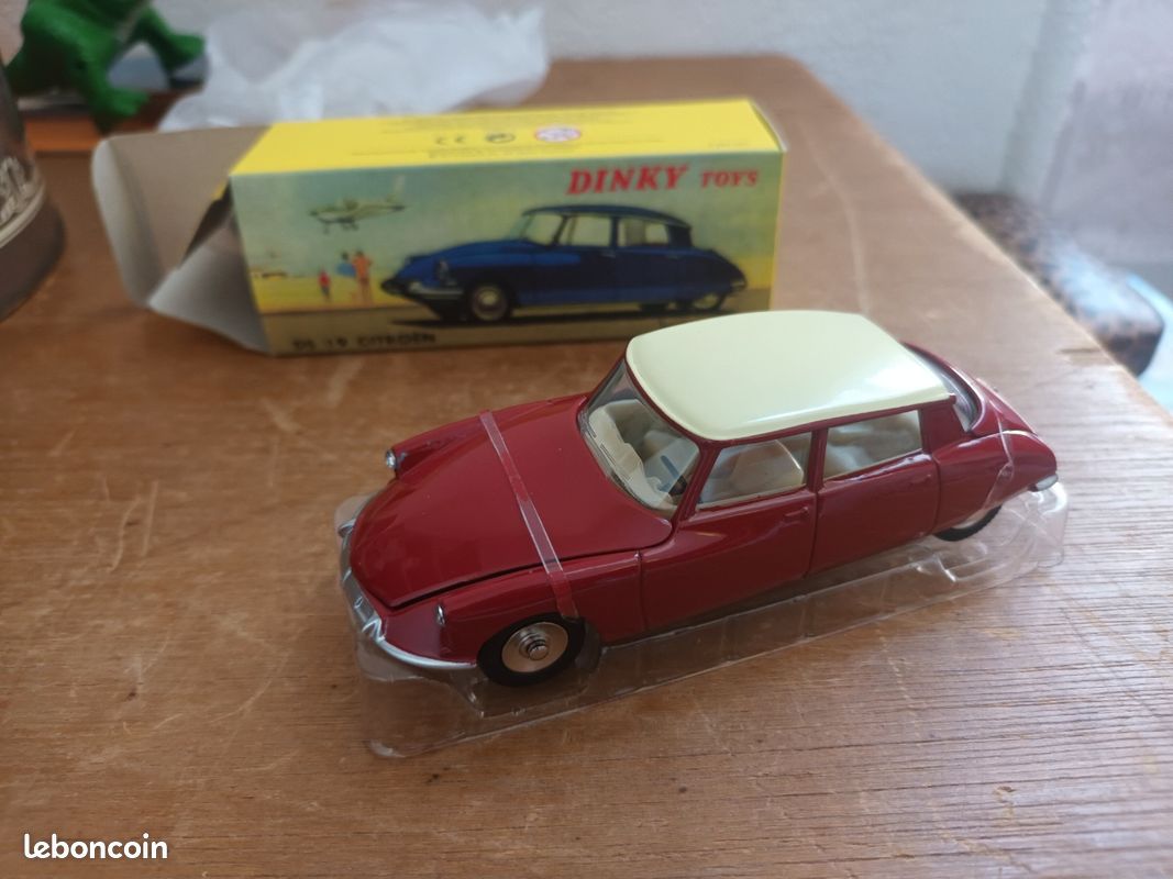 Dinky toys (image 1)