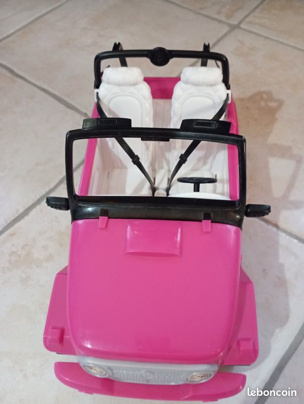 Voiture de Barbie (image 2)