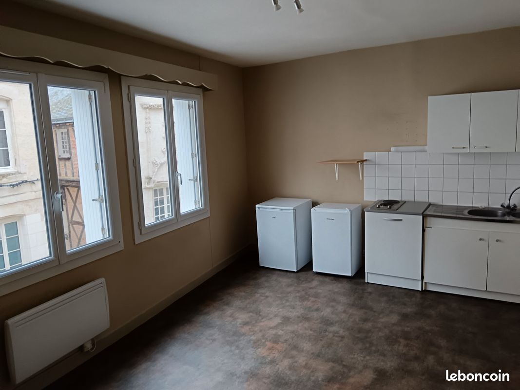 Appartement 1 pièce 25 m² · à Niort · 25 m² · 420 €