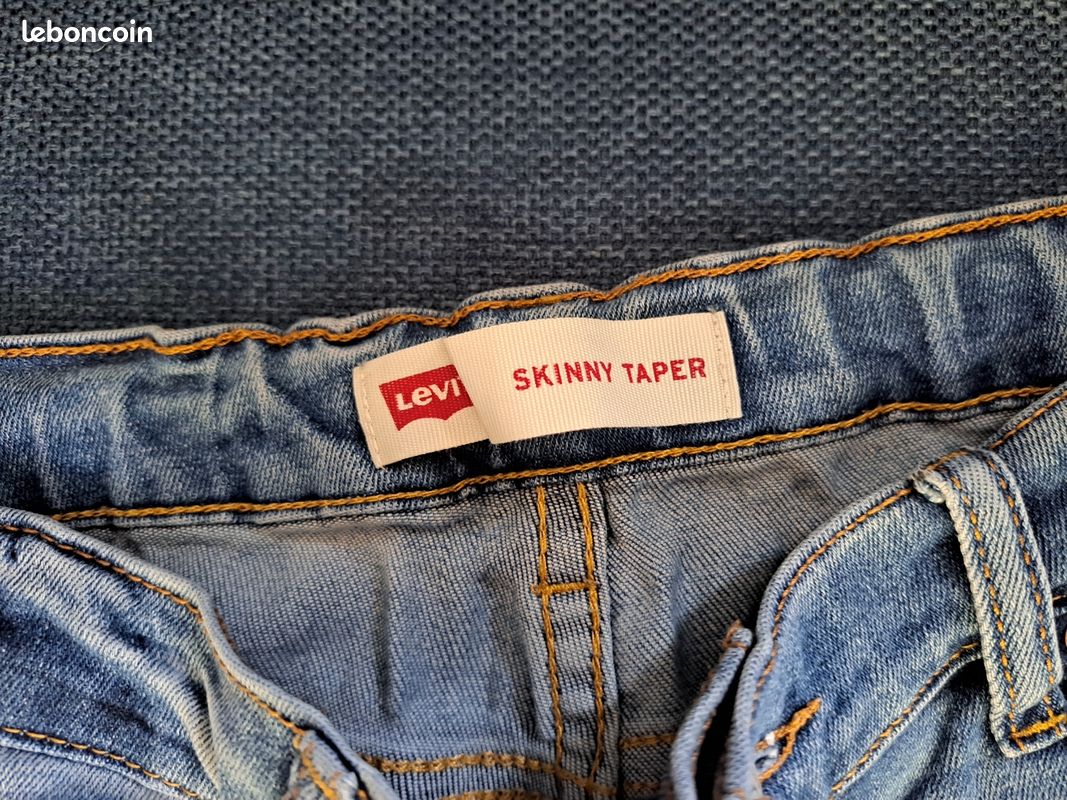 Jean levis skinny taper (image 3)