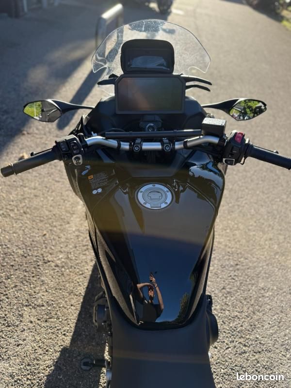 Yamaha NIKEN 850 GT (image 3)