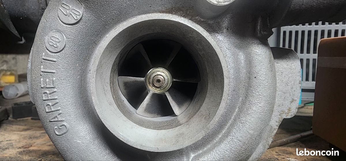 Turbo BMW 330d e46 (image 2)