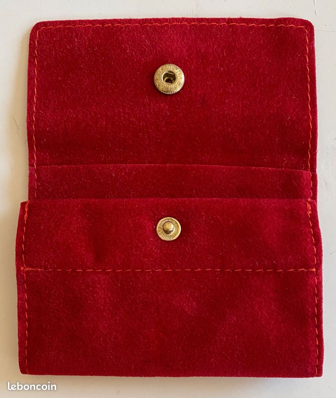 Cartier pochette à bijoux en suedine rouge (image 3)