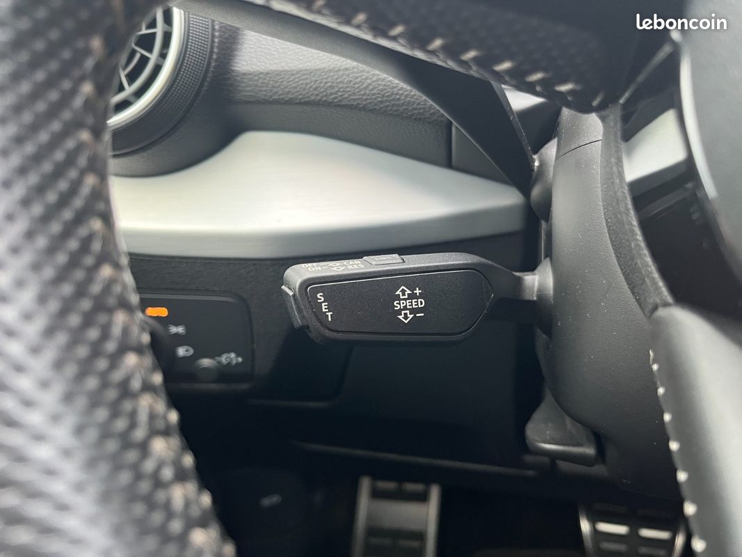 Audi Q2 35 TFSI S line S-tronic (image 12)