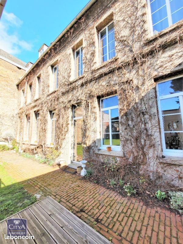 Maison 10 pièces 280 m² · à Cambrai · 280 m² · 485 900 €