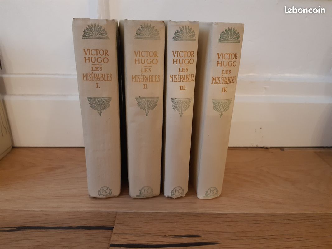 Les Misérables - Victor Hugo - 4 tomes Edition Nelson - Gravures (image 1)