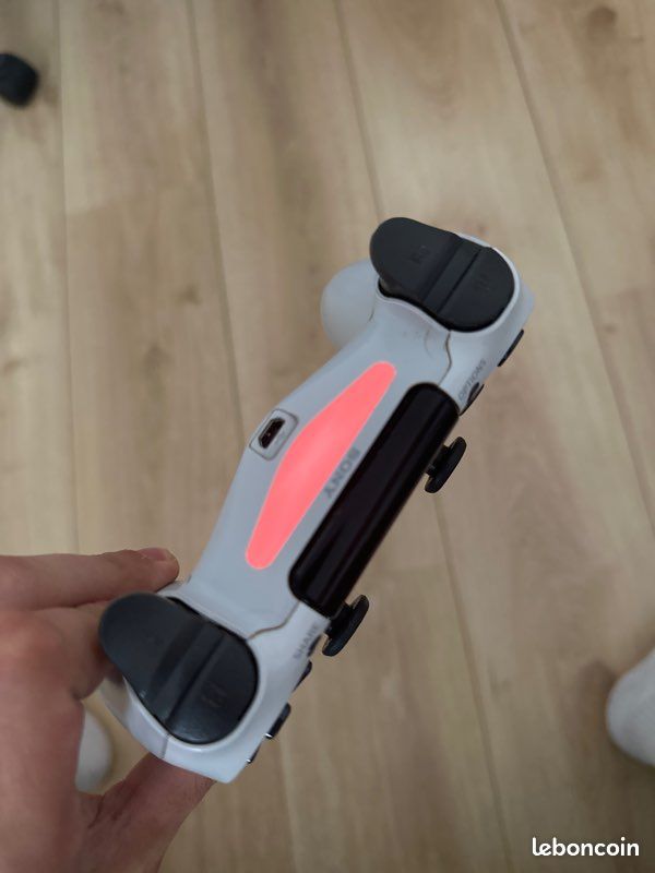 Manette ps4 (image 2)