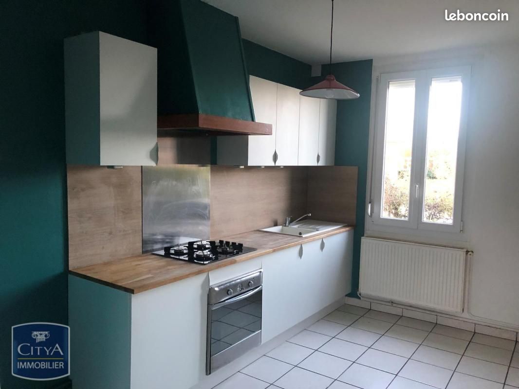 Maison 3 pièces 60 m² · à Charmes · 60 m² · 595 €/mois