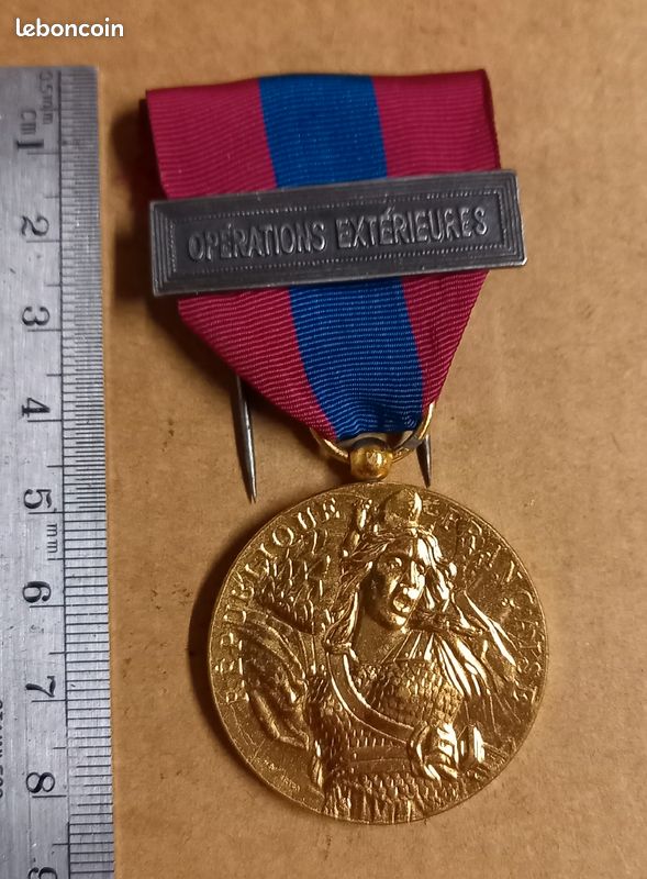 Ancienne Médaille épingle LJV - Association Nationale De Chasse - Insigne De Chasseur De Bavière