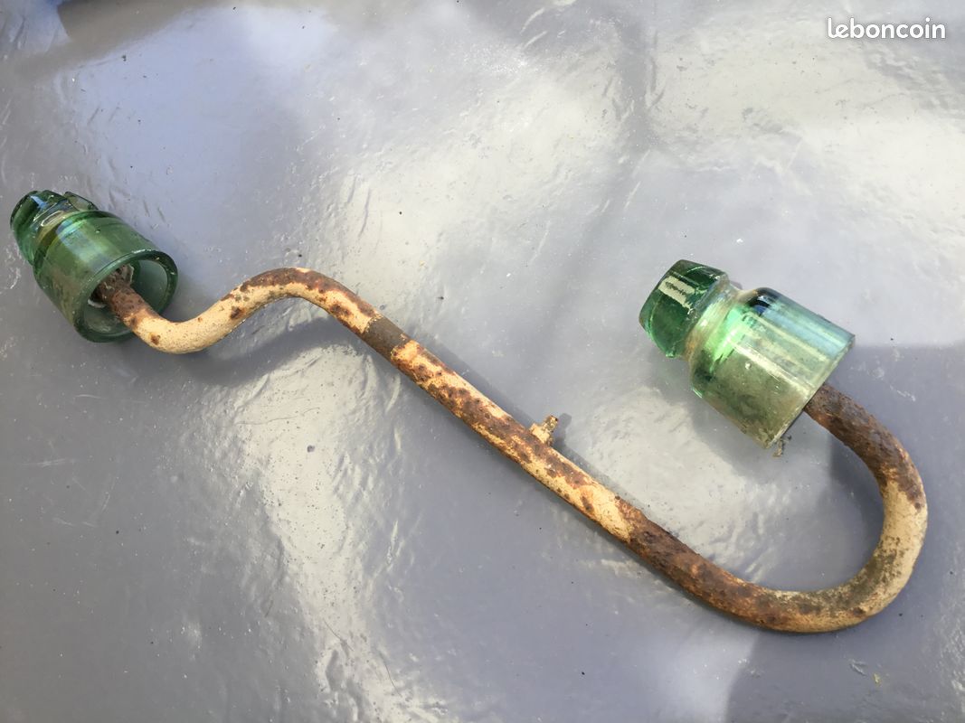 Ancien isolateur électrique double (image 1)