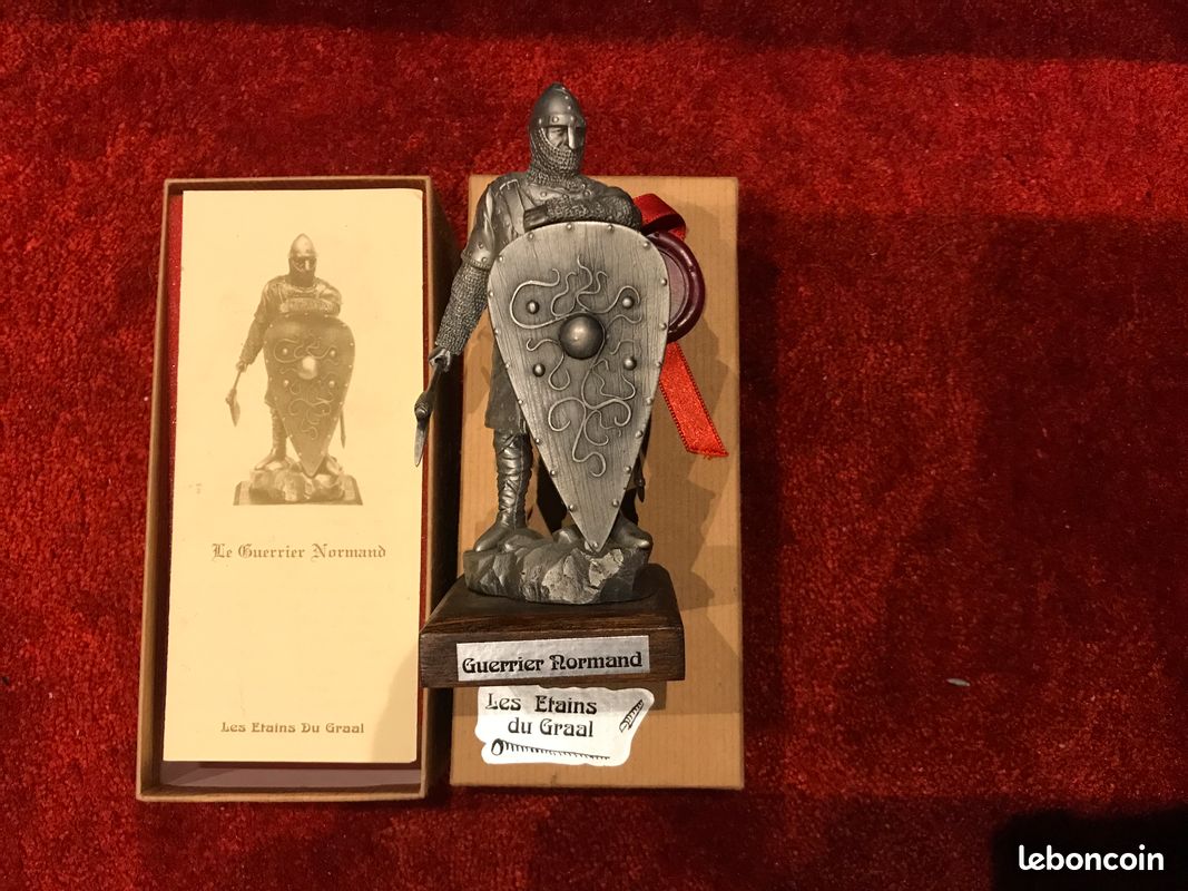 Etains Du Graal Guerrier Normand