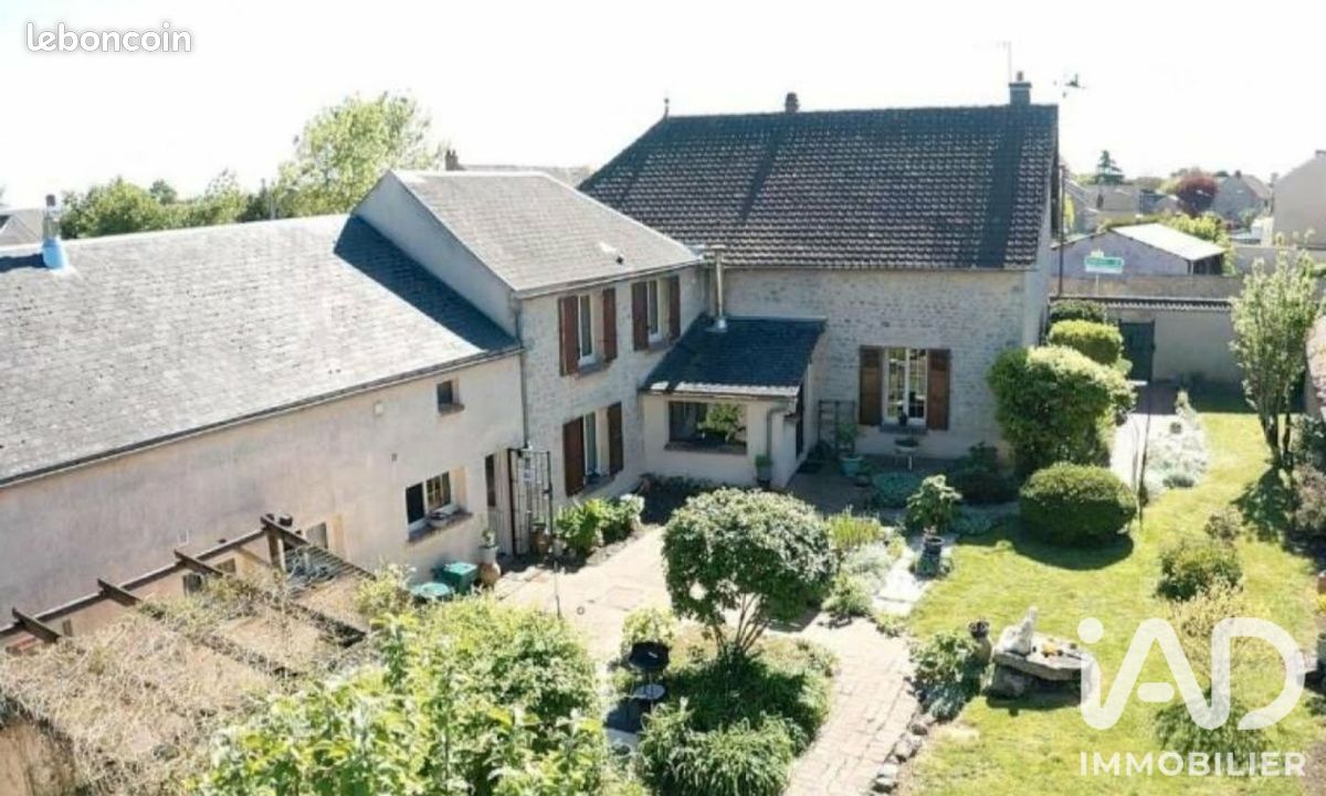 Maison 6 pièces 155 m² · à Ymonville · 155 m² · 178 000 €