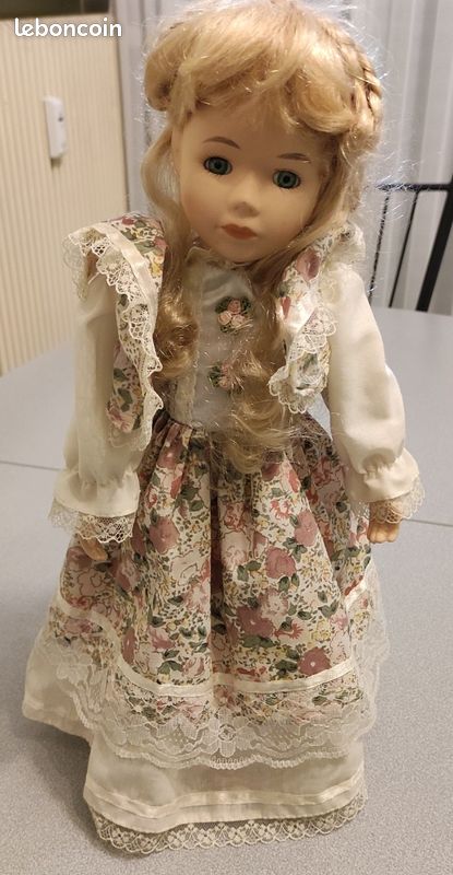 Grande Poupée De Collection 40 Cm – Visage Et Mains Porcelaine – Vintage