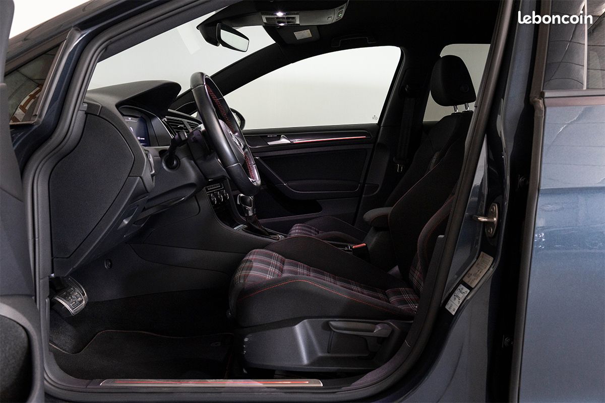 Volkswagen Golf 7 GTI Performance 2.0 TSI 245ch Dynaudio Virtual Cockpit Echappement ACC Camera (image 5)