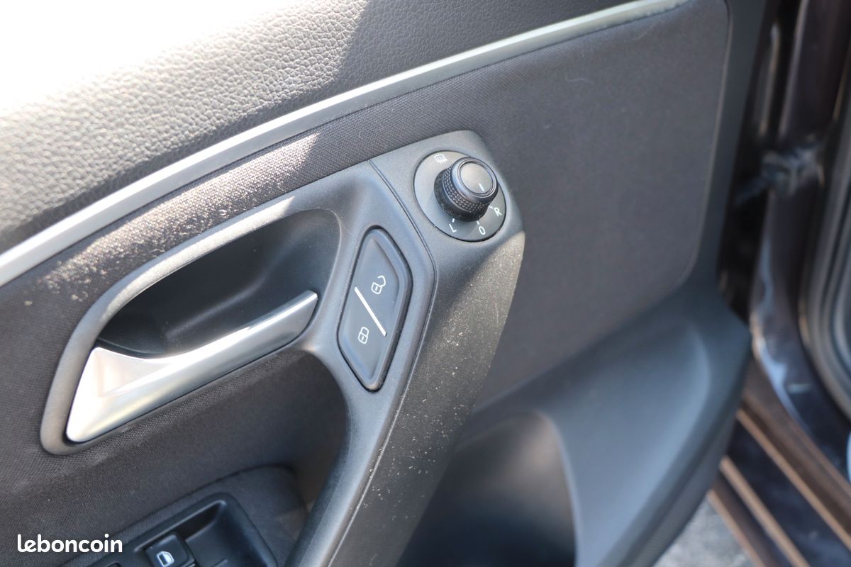 Volkswagen polo 1.2 tsi 90 lounge (image 20)