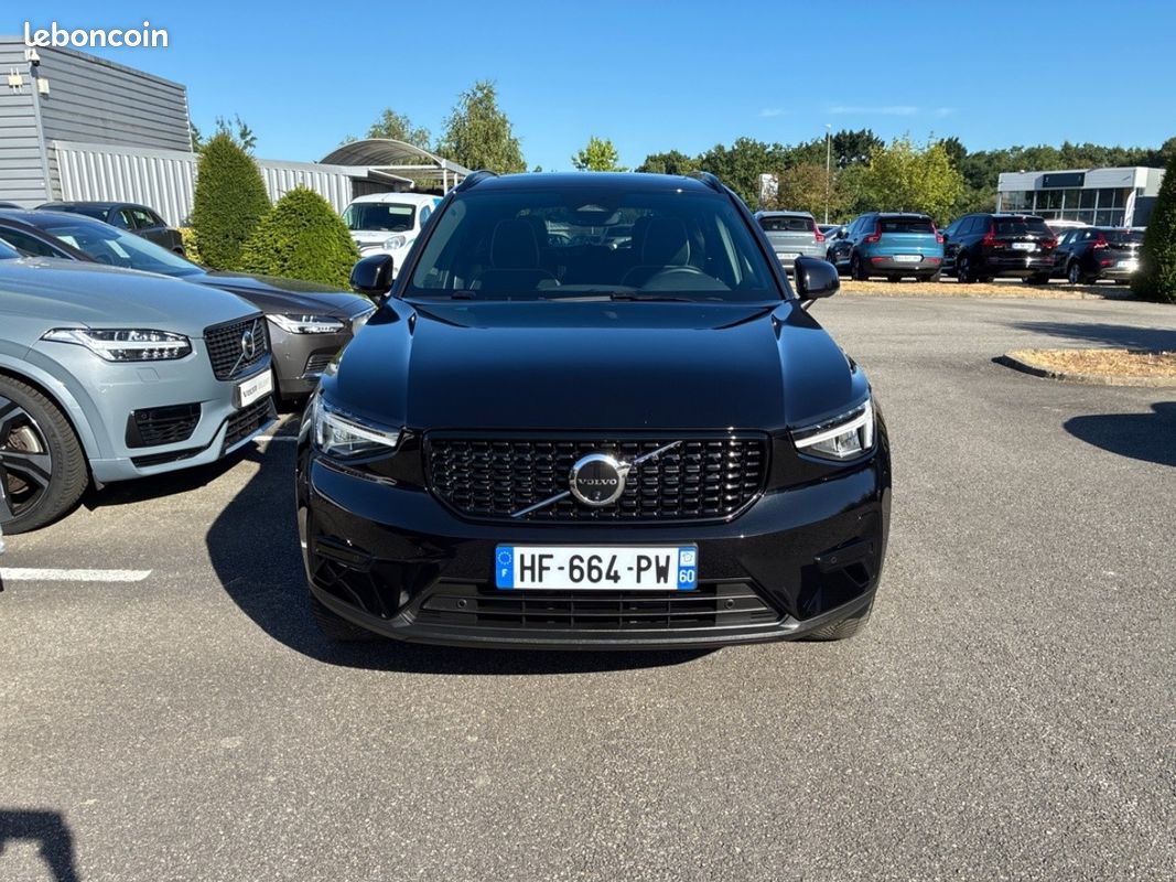 VOLVO XC40 B3 163 ch DCT7 Ultra (image 9)