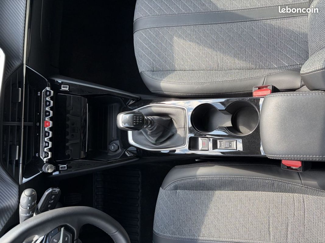 Peugeot 208 (2) PureTech 100 Allure 1 option incluse (image 11)