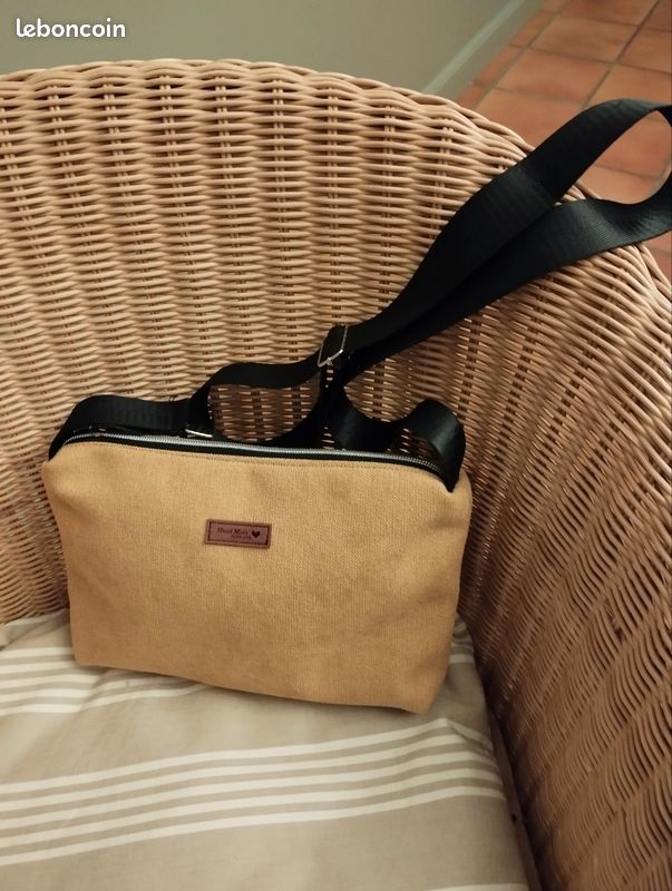 Sac à main bandoulière jaune moutarde et violet (image 1)