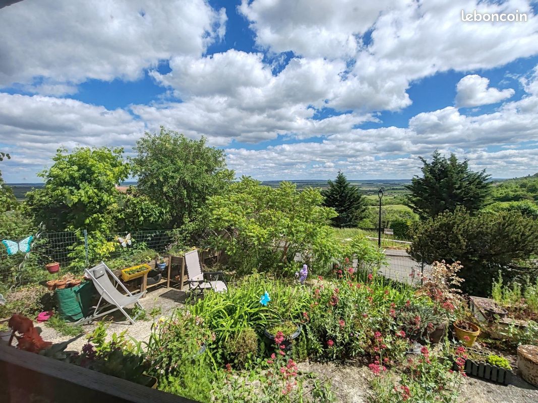 Maison 7 pièces 155 m² · à Charmes-la-Côte · 155 m² · 226 000 €