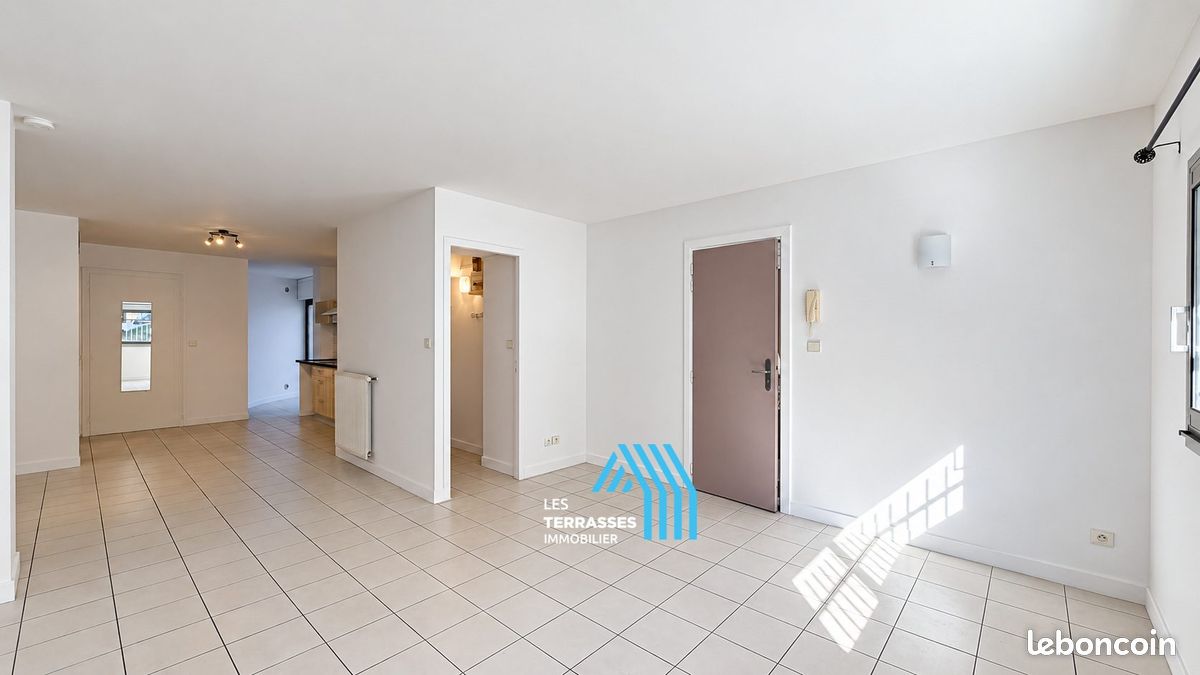 Appartement 2 pièces 44 m² · à Montélimar · 44 m² · 475 €/mois