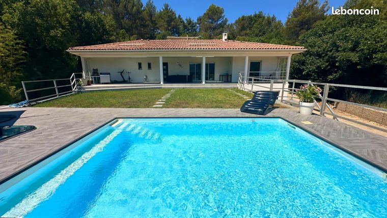 Villa 6 pièces 140 m²