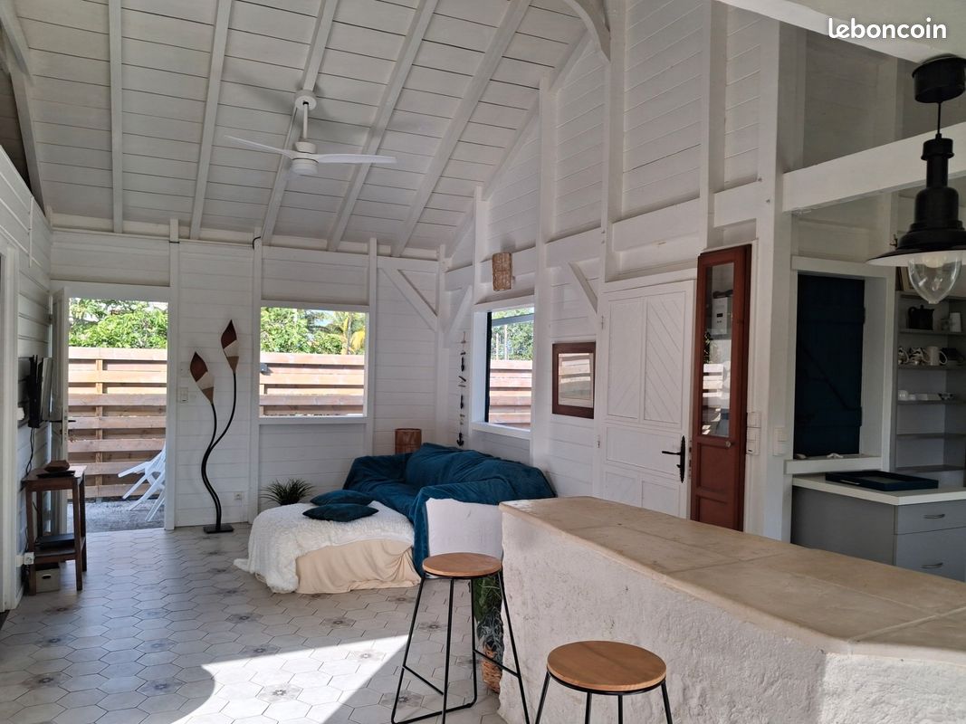 Maison 1 pièce 73 m² · à Le Moule · 73 m² · 850 €/mois