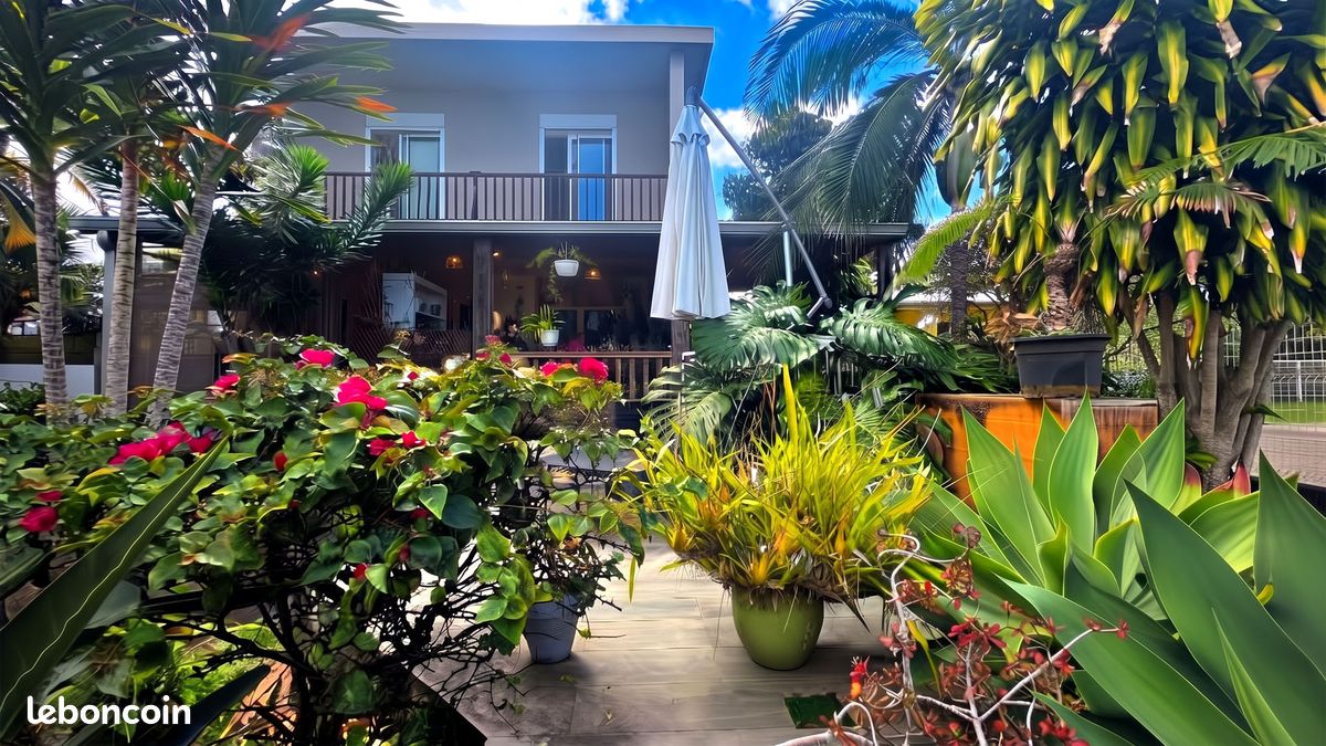 Maison 5 pièces 152 m² · à Petite-Île · 152 m² · 520 000 €