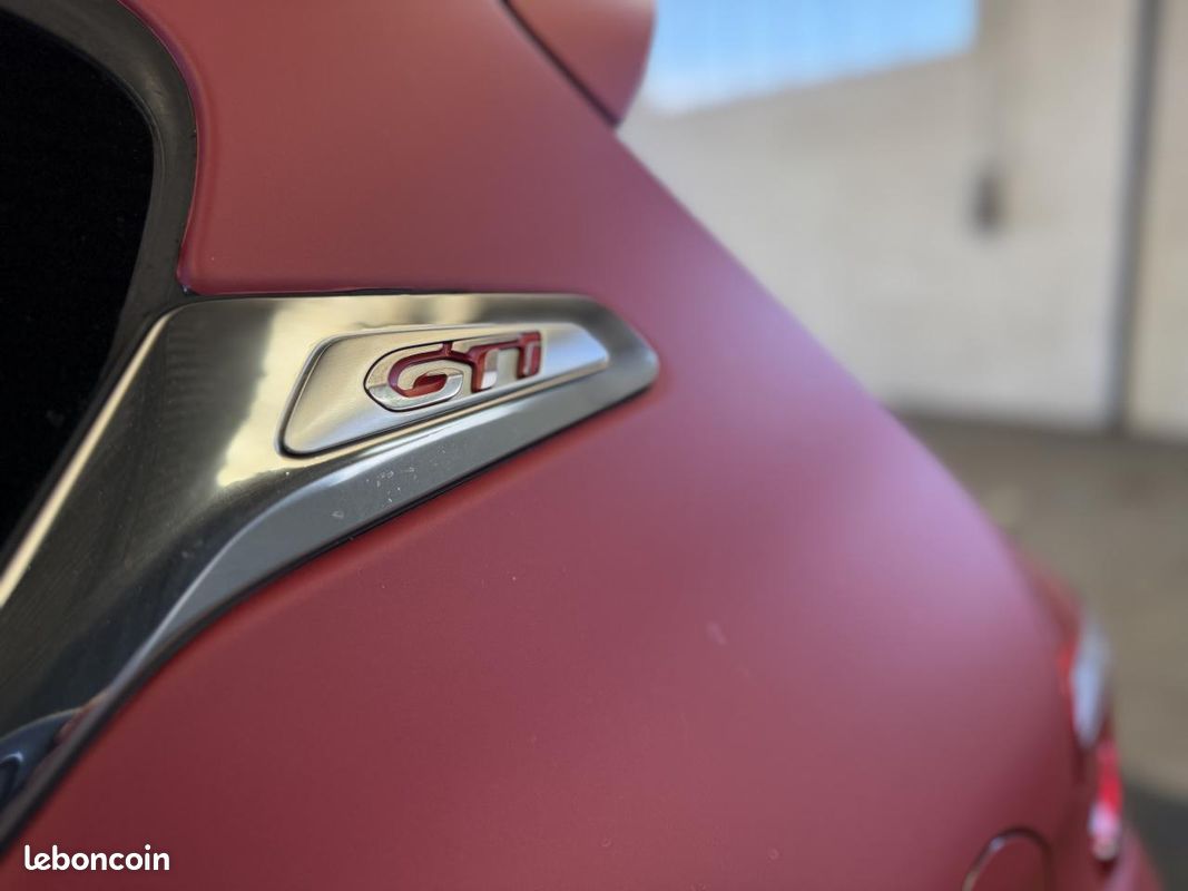 PEUGEOT 208 GTI 1.6i 200 CH - GARANTIE 6 MOIS (image 9)