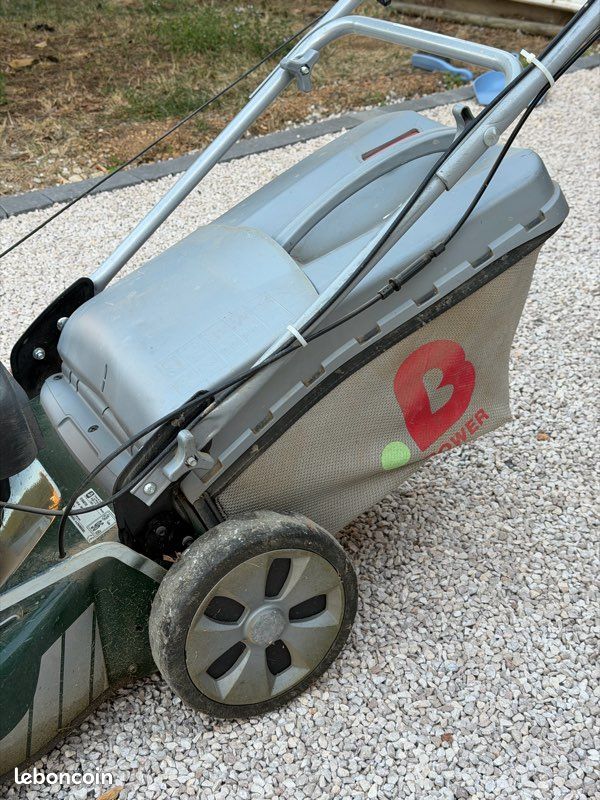 Tondeuse moteur Honda 140cc largeur 42cm (image 6)