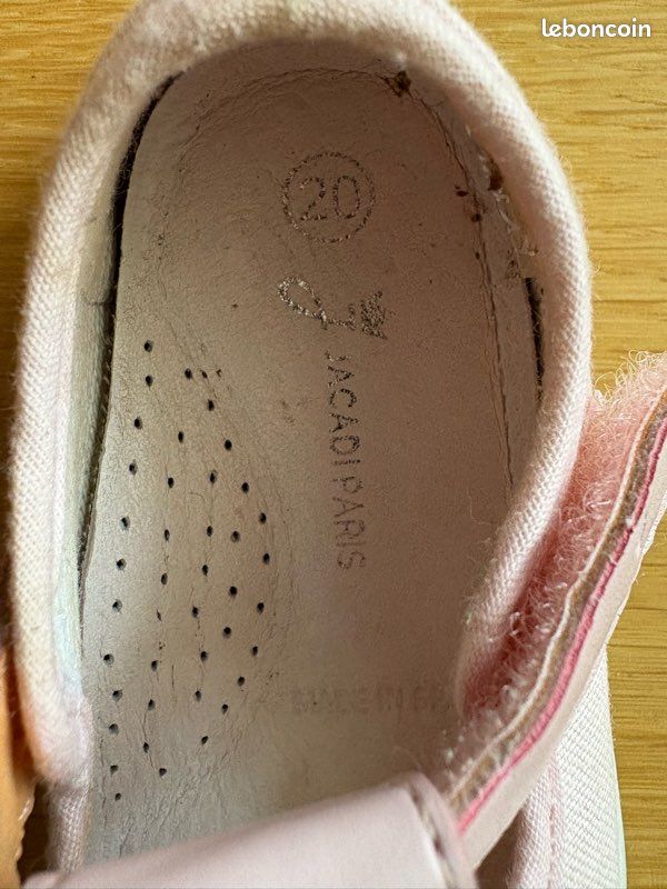 Tennis en toile bébé fille Rose pâle Jacadi P20 Très bon