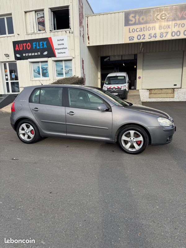 Volkswagen Golf V 1.4 (image 4)
