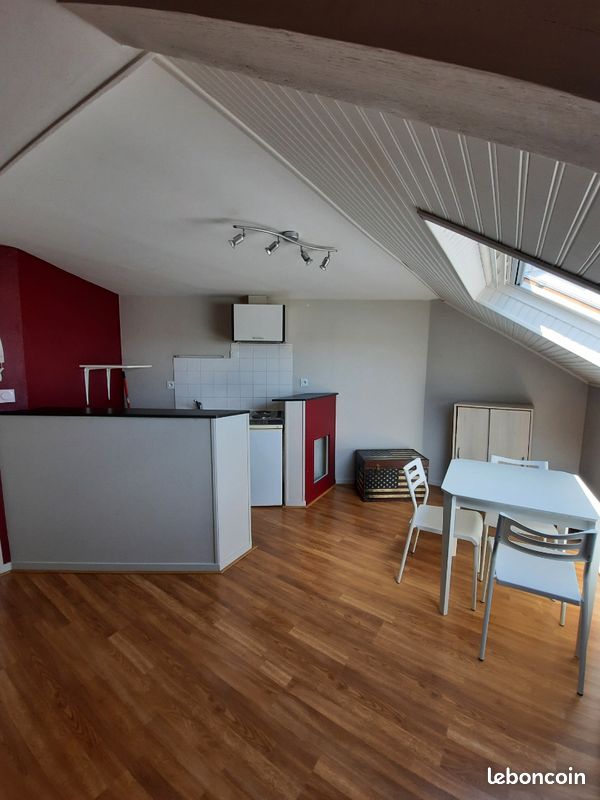 Appartement 1 pièce 13 m² · à Laval · 13 m² · 300 €/mois
